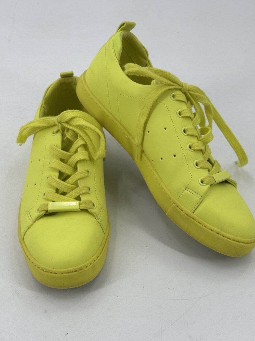 Aldo Yellow Lime Neon Low Top Sneakers Women's  Lace Up '90s Casual 8M
